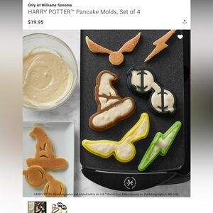 Williams Sonoma Set Of 4 Multicolor Wizarding World‎ Harry Potter Pancake Molds